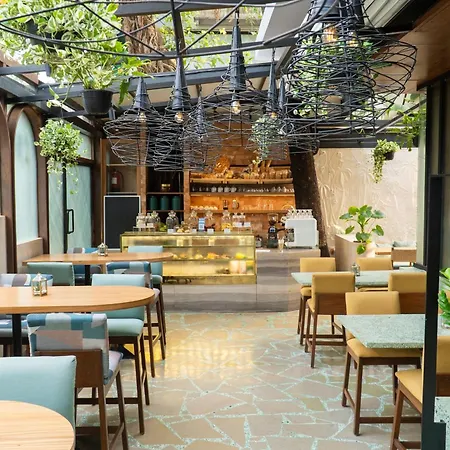 Bawa Bandra 3*