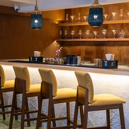 Bawa Bandra Hotel