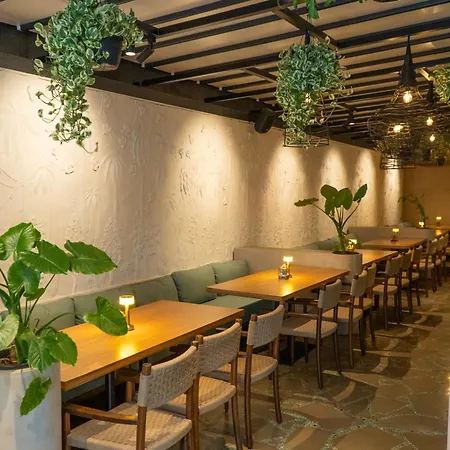 Bawa Bandra Hotel