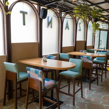Hotel Bawa Bandra 3*