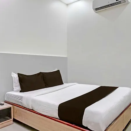 Super O Kailash Park Near Sakinaka Metro Station Hotel