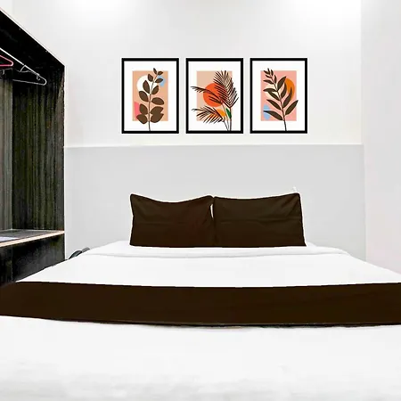 Super O Kailash Park Near Sakinaka Metro Station Hotel 4*