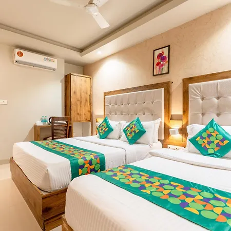 Hotel Treebo Amber International Airport T2 Mumbai