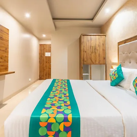 Hotel Treebo Amber International Airport T2 Mumbai