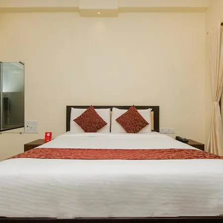 O Divine Residency Near Phoenix Marketcity Hotel 3*