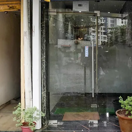 Hotel Super Oyo O Powai