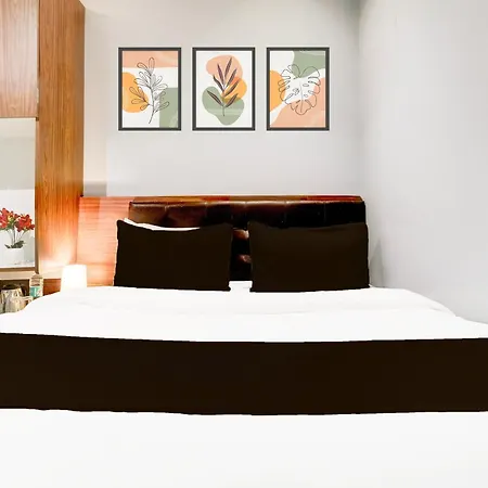 Super Oyo O Powai Hotel 4*