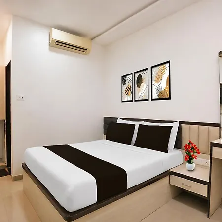 Collection O Kurla Bkc Formerly Golden Tulipz