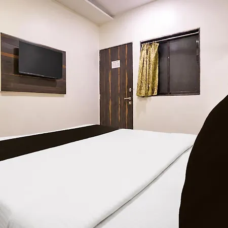 Hotel Collection O Kurla Bkc Formerly Golden Tulipz 3*