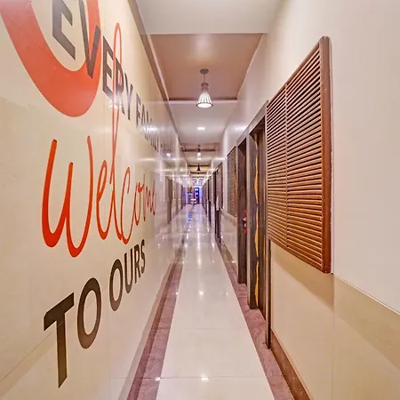 Collection O Kurla Bkc Formerly Golden Tulipz Hotel Mumbai