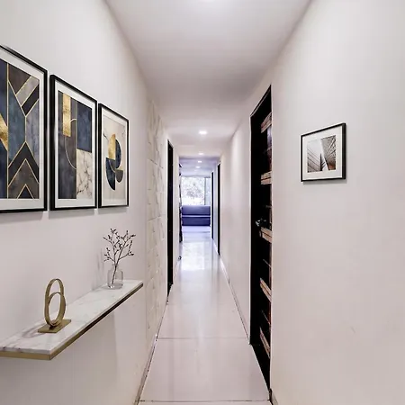 Fabhotel Blue Light 3* Mumbai