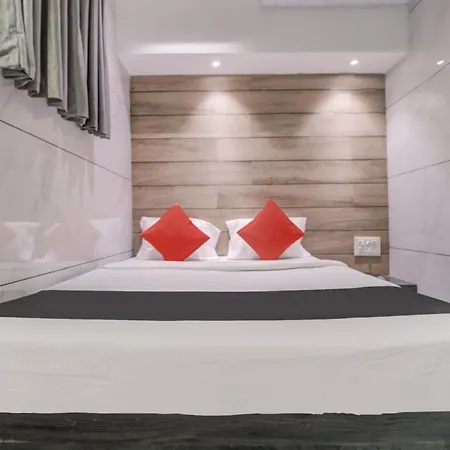 Hotel Spring Residency 3*