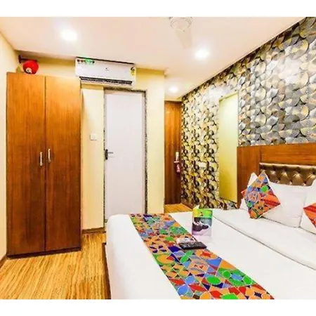 Hotel Via Arton 3*
