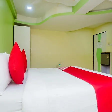 Collection O Grand Corp Hotel 3*