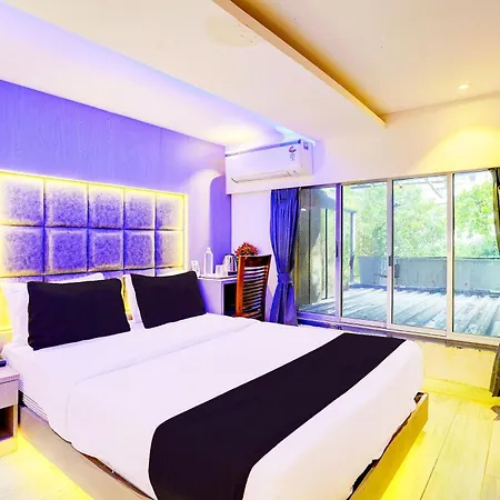 Super O Sakinaka Andheri Kurla Road Hotel 4*