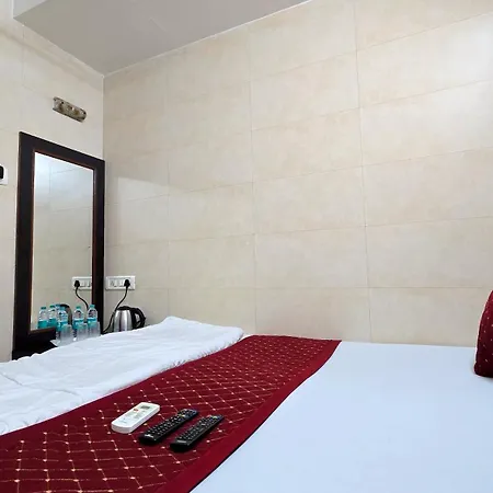 Hotel Fabhotel Kamal Mumbai