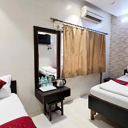 Fabhotel Kamal Hotel