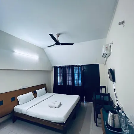Hotel Iham Paradise Mumbai