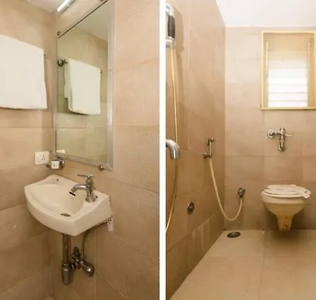 Hotel Glitz Jayshree - Nr Airport *