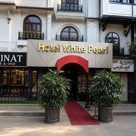 White Pearl - Colaba Hotel 3*