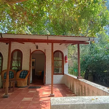 Manoribel Hotel