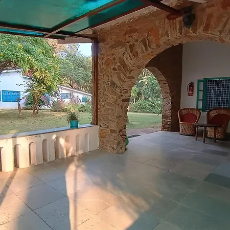 Hotel Manoribel 3*