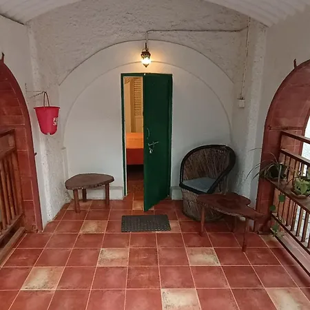 Manoribel Hotel 3*