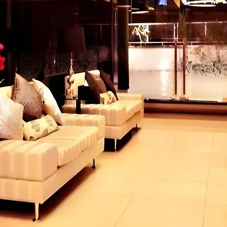 Metro - The Executive Mumbai