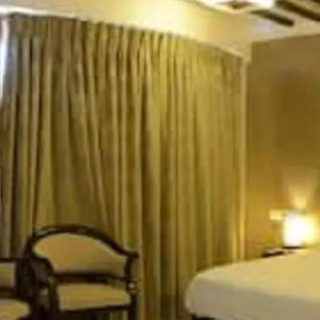 Hotel Anantha Executive 3*