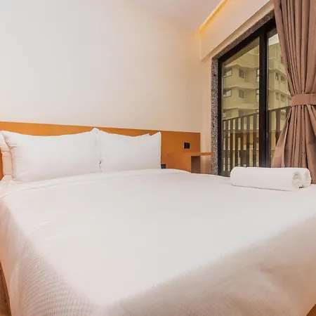 Hotel Rara