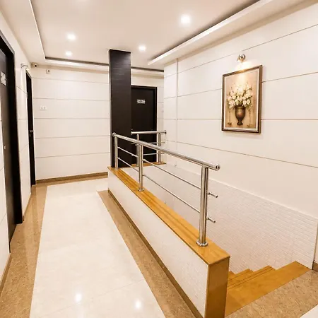 Hotel New Bkc Palace 3*