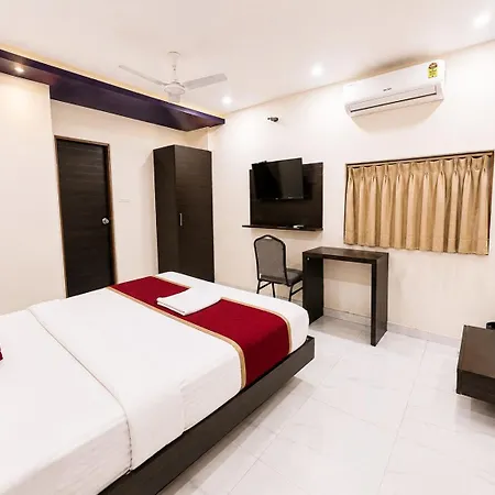 Bkc Palace Kurla Hotel 3*