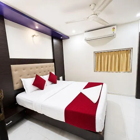 Hotel Bkc Palace Kurla 3*