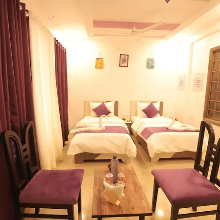 Bed & Breakfast Dev Shelters Goregaon West Surya Bangalow