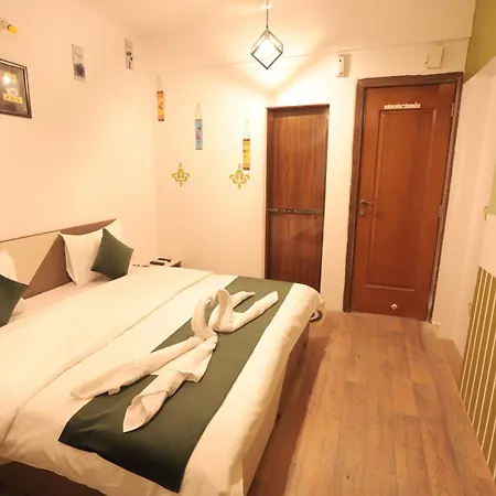 Dev Shelters Goregaon West Surya Bangalow