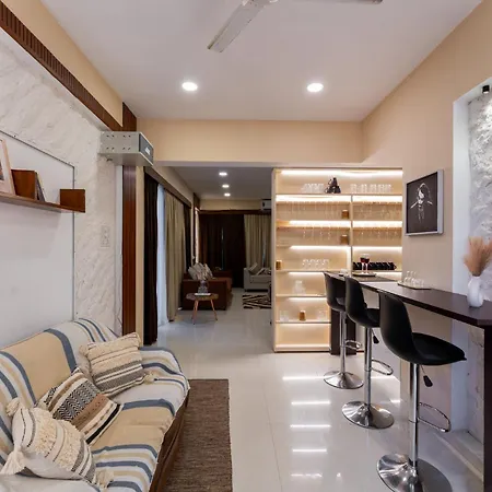 Whispering Stones 4bhk Modern Spacez With Indoor Bar *