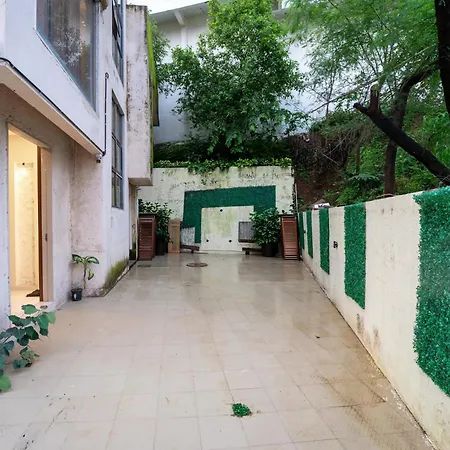 Whispering Stones 4bhk Modern Spacez With Indoor Bar Villa *