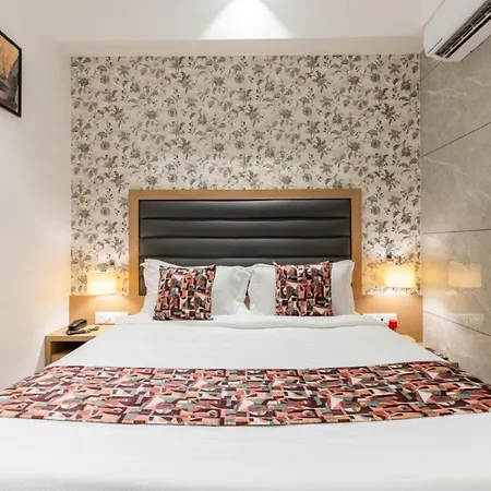 Stellos Hotel 3*