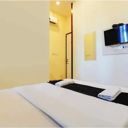Hotel Fabhotel Freedom Star