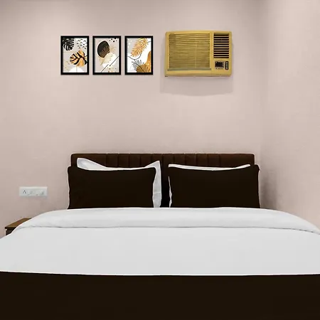 Hotel Collection O Santacruz Metro Station Formerly Mkn House 3*