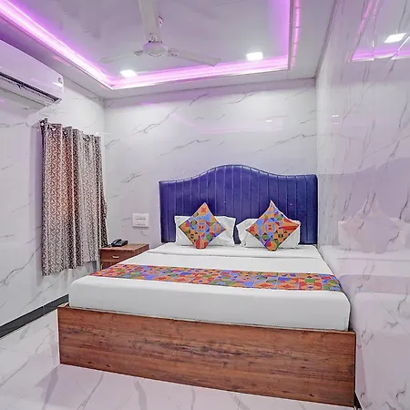 Guest house Via Sr Residency Mumbai