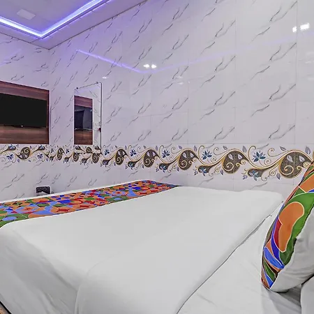 Guest house Via Sr Residency Mumbai