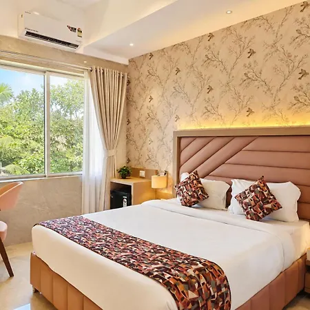 Stellos Hotel 3*