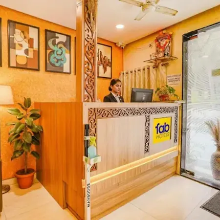 Fabexpress Prakash Hotel