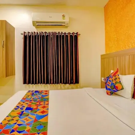 Fabexpress Prakash Hotel 3*