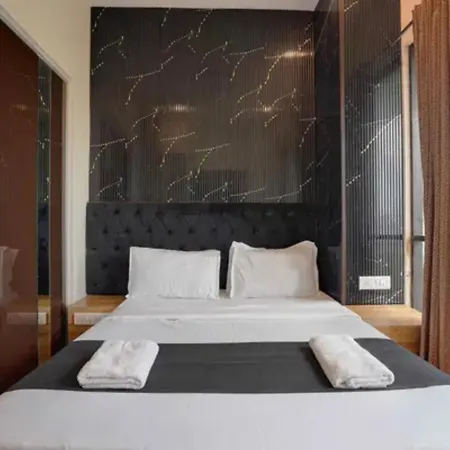 Fabhotel Freedom Star 4*