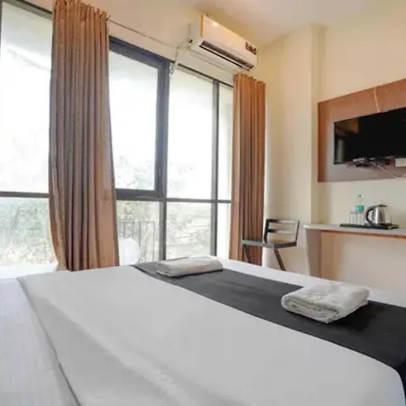 Fabhotel Freedom Star Mumbai