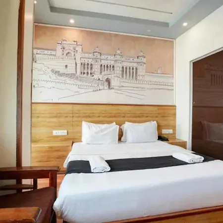 Fabhotel Freedom Star Hotel