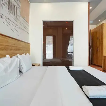 Hotel Fabhotel Freedom Star 4*