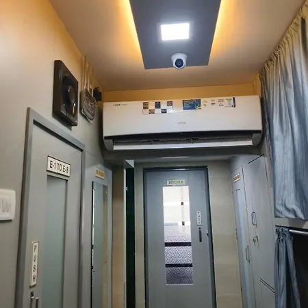 Restinn Sakinaka Hostel Mumbai